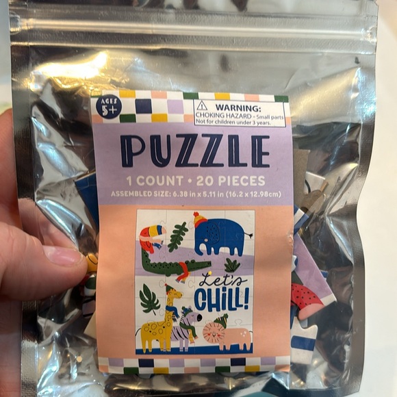 Puzzle lot of small puzzles flat and 3d ages vary 5-8 new nwt and sold as lot - Picture 5 of 9